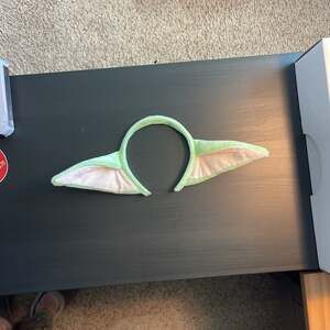Disney Parks Star Wars The Mandalorian Grogu Baby Yoda Ear Headband